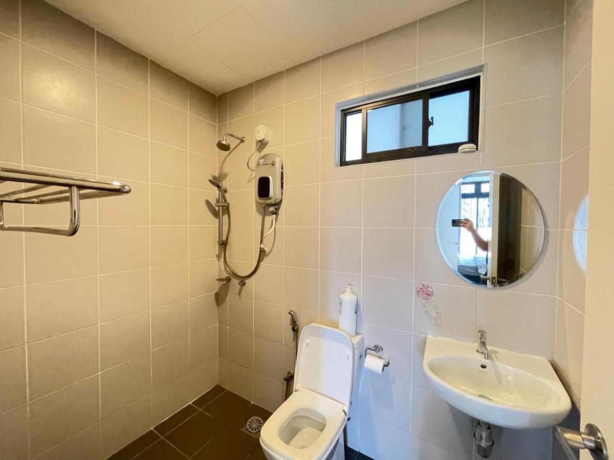 Meridin Medini By Wp Homestay Nusajaya  Zewnętrze zdjęcie